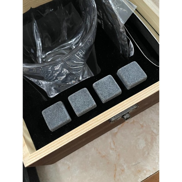 IIIMY Whisky Glass Gift Set in Wooden Box - Glass, Slate Coaster & Steel Tongs - Picture 3 of 10
